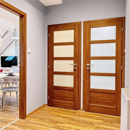 Attic Apartment On Waterfront / View / Netflix Prag Eksteriør billede