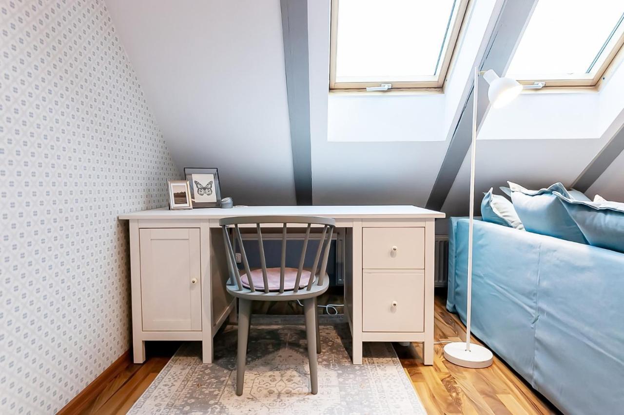 Attic Apartment On Waterfront / View / Netflix Prag Eksteriør billede