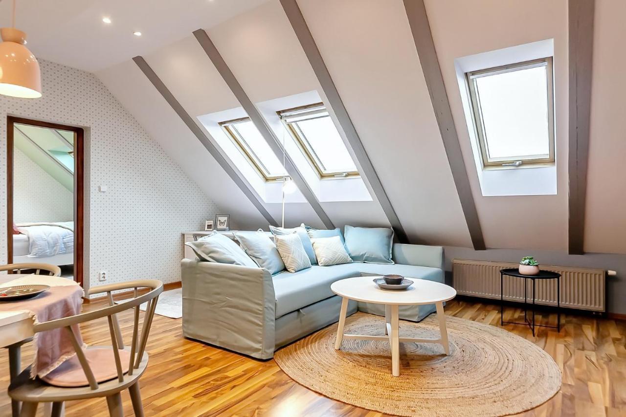 Attic Apartment On Waterfront / View / Netflix Prag Eksteriør billede