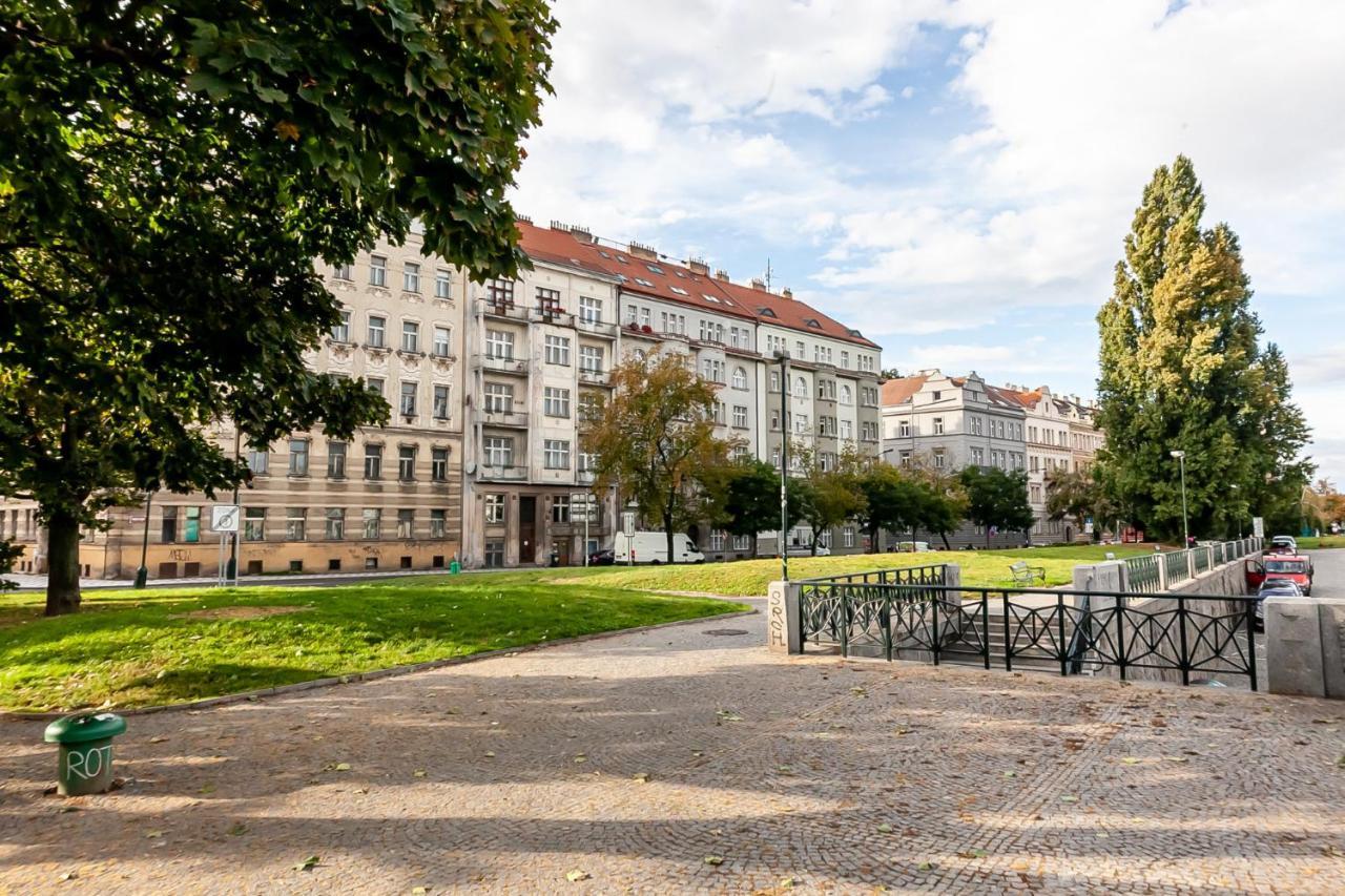 Attic Apartment On Waterfront / View / Netflix Prag Eksteriør billede